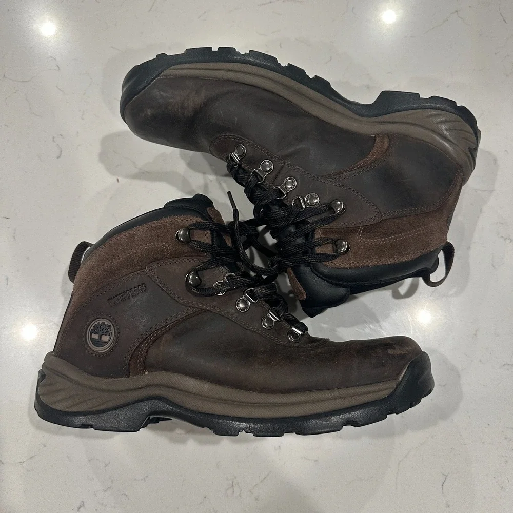 Timberland Waterproof Boots Mens 9 W Hiking Leather Work Outdoor Performance